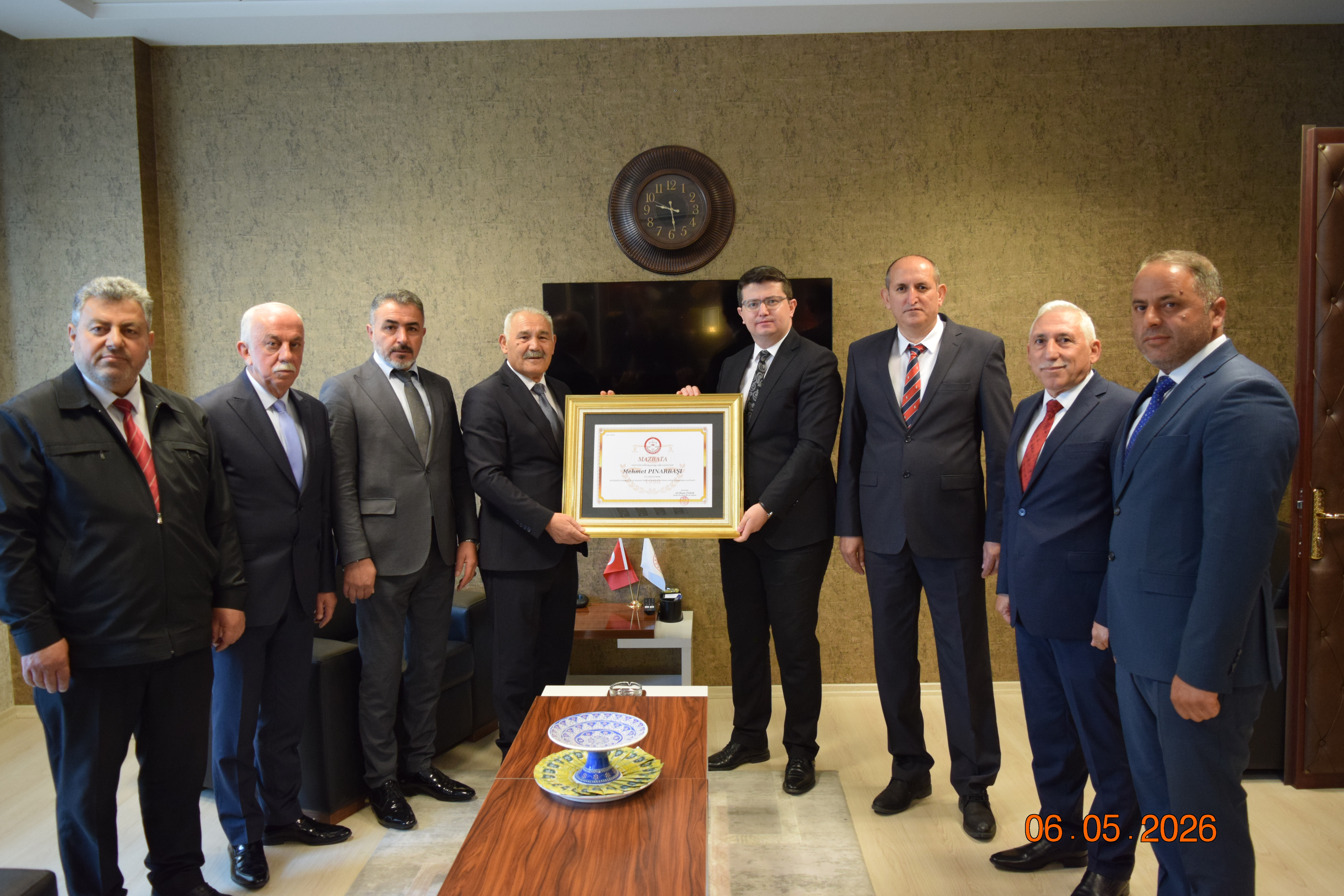 Pınarbaşı Mazbatasını Alarak Resmen Göreve Başladı