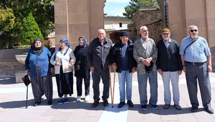 Huzurevi sakinleri Hacı Bektaş Veli Müzesi’ni gezdi