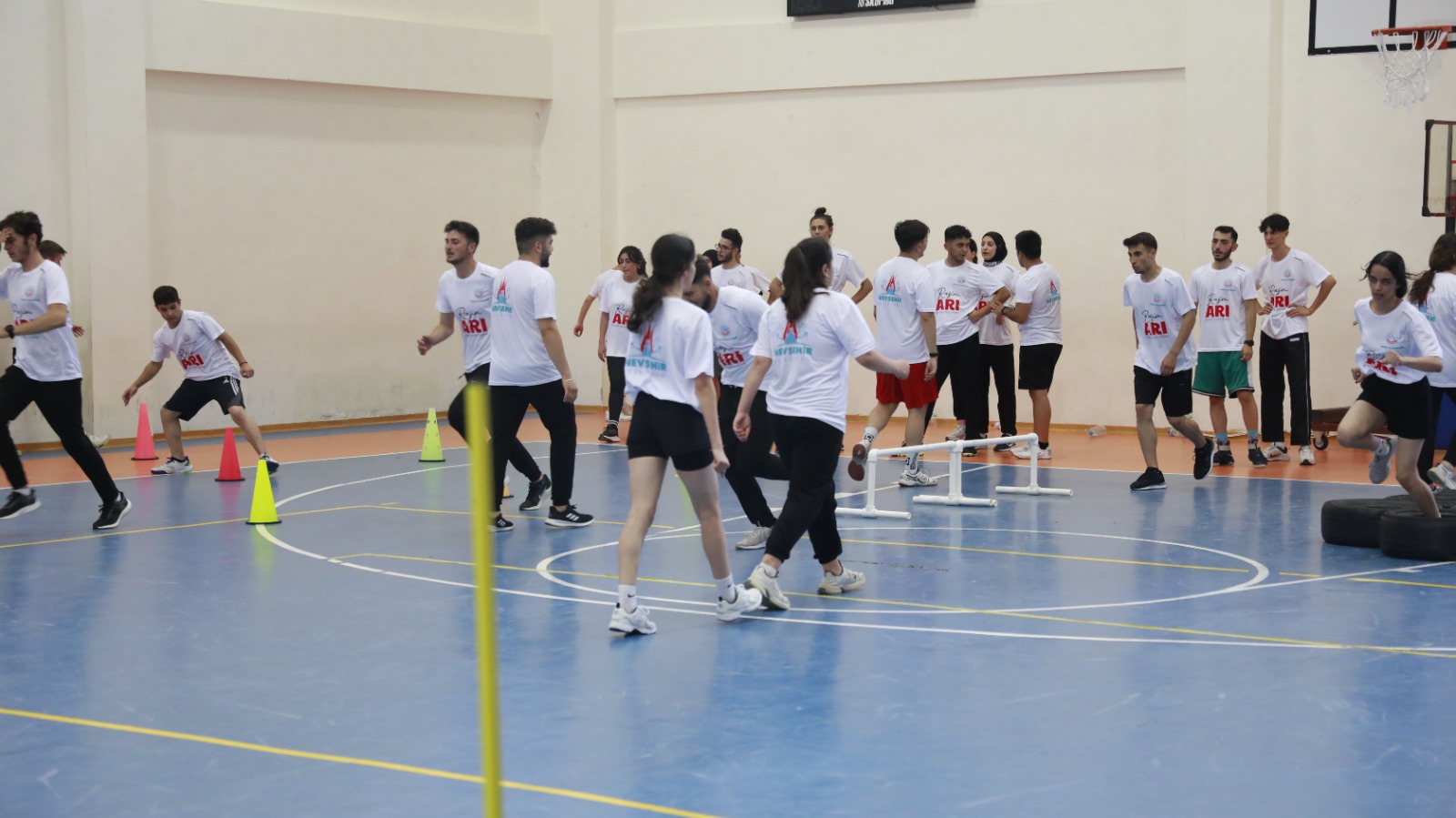 64 kişi Nevşehirliyi gururlandırdı