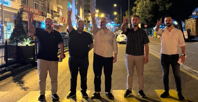 Esnafın siftahı Ülkü Ocakları’ndan