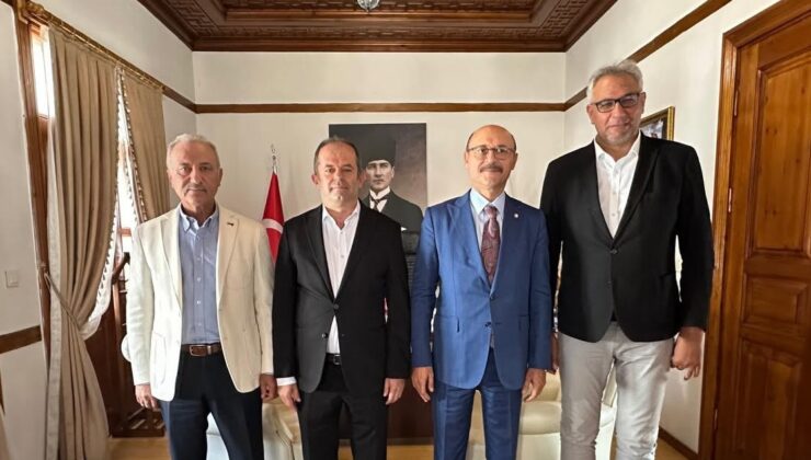 Başkan Çamcı’dan Türk Eğitim-Sen’e vefa ve hayırlı olsun ziyareti
