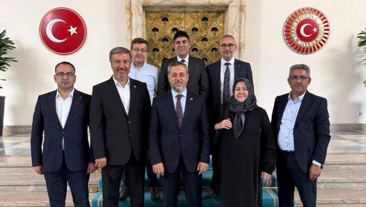 Eğitim-Bir-Sen’den TBMM’ye çıkartma