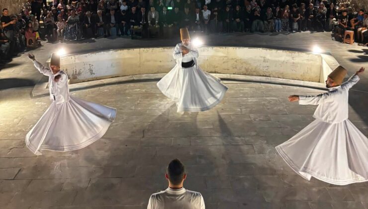 Gönüllere dokunan bir akşam yaşandı