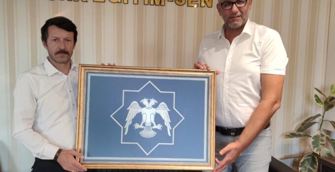 Nevşehir’de tarih öğretmeni Serkan Bulut Doktor oldu