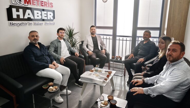 AK Parti İl Başkanı ve heyeti Meteris Haber’i ziyaret etti