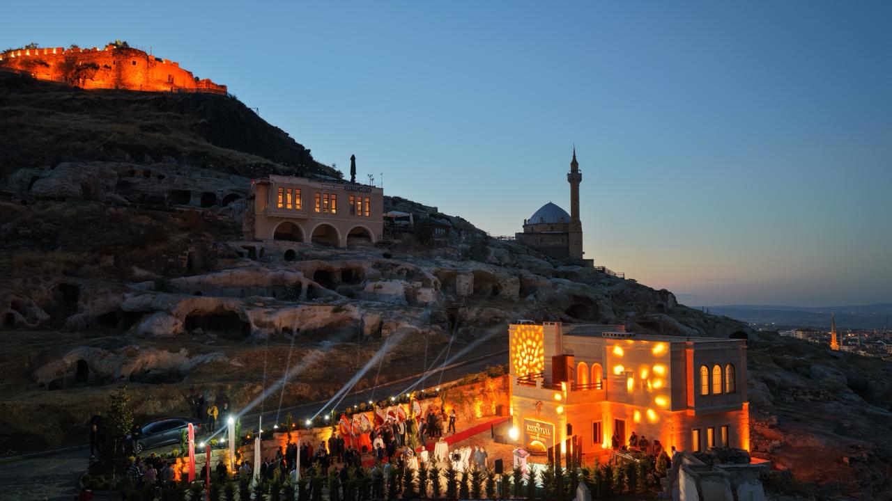Müjdeler olsun! Kayaşehir’e ilk otel açıldı