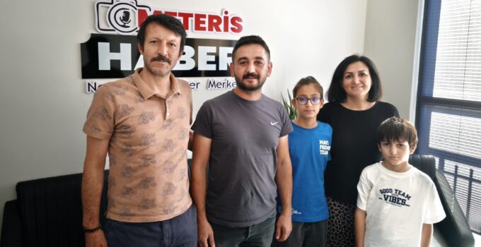 Tarih Öğretmeni Serkan Bulut ve ailesi Meteris Haber’i ziyaret etti