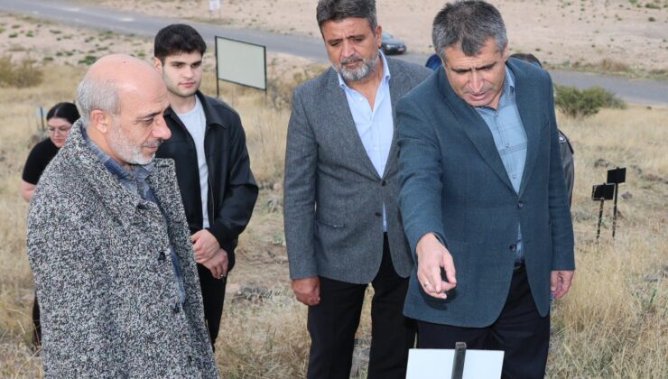 Rektör Aktekin, Endemikler Tepesi’nde İncelemelerde Bulundu