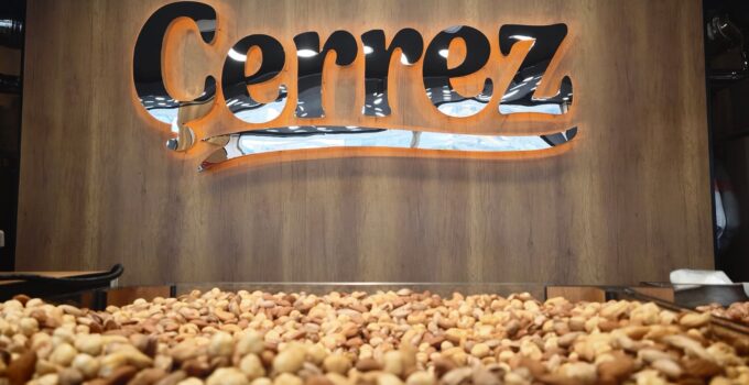 Nevşehir’de taze kuruyemişin adresi: ÇERREZ KURUYEMİŞ