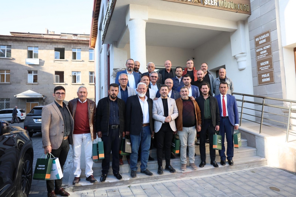 Rasim Arı: Muhtarlarımız bizim sesimiz